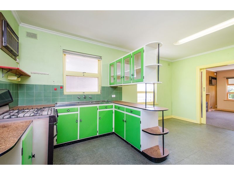 5 The Parkway, Sturt SA 5047