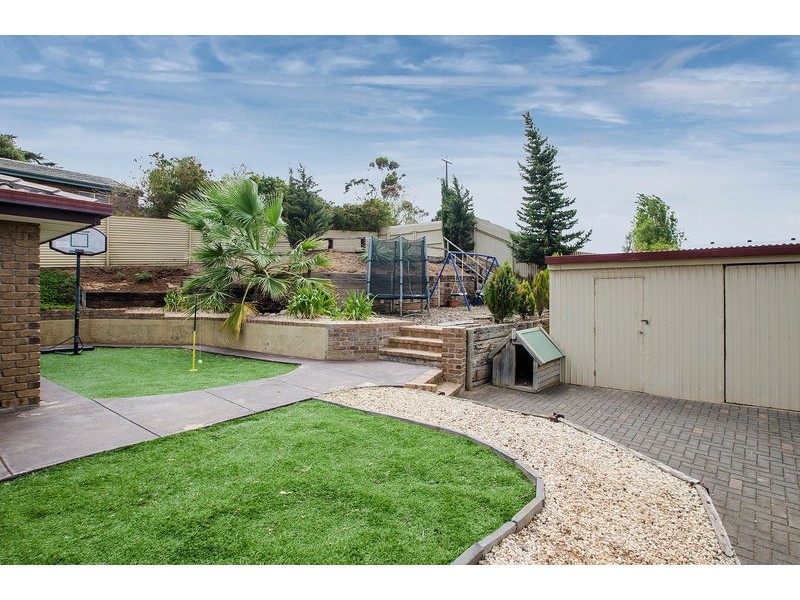 12 Kurandah Street, O’sullivan Beach SA 5166