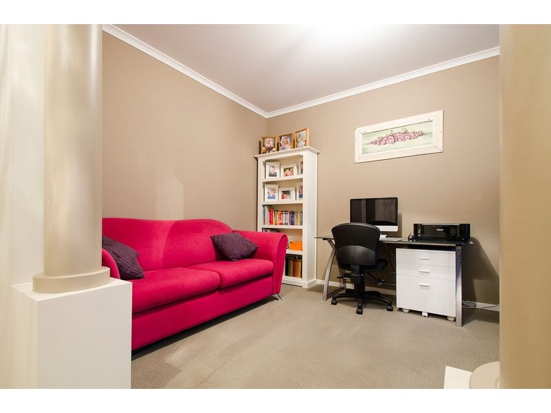 10 Autumn Court, Woodcroft SA 5162