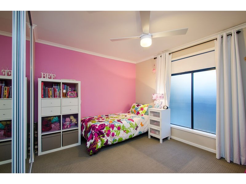 10 Autumn Court, Woodcroft SA 5162