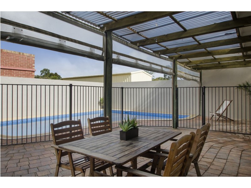 20 Bowaka Street, Park Holme SA 5043