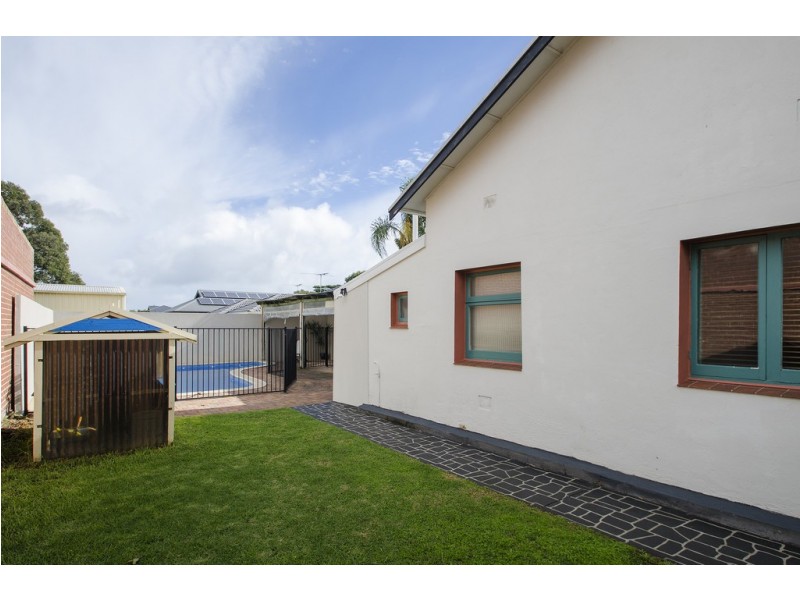 20 Bowaka Street, Park Holme SA 5043
