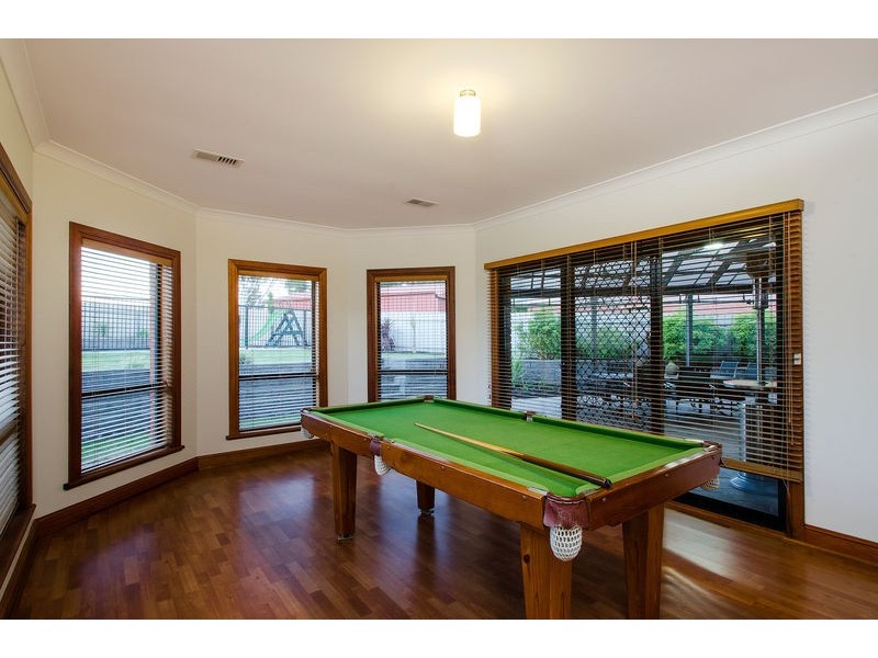 40 Antonia Cct, Hallett Cove SA 5158