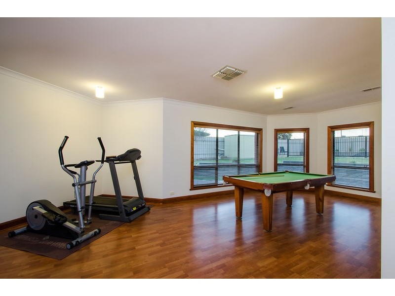 40 Antonia Cct, Hallett Cove SA 5158