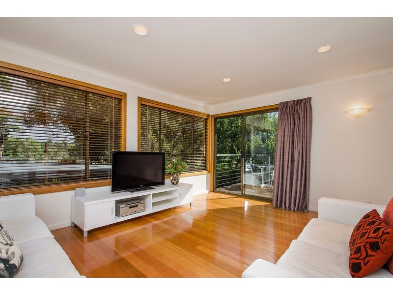 2 The Pines Close, Happy Valley SA 5159