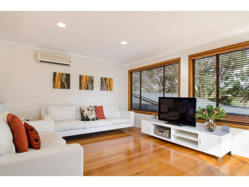 2 The Pines Close, Happy Valley SA 5159