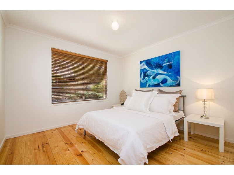 2 The Pines Close, Happy Valley SA 5159