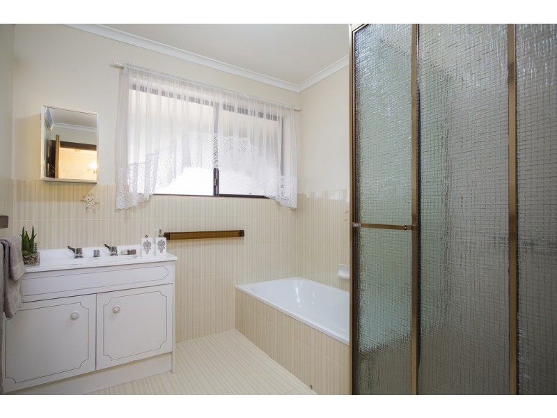 6 Burbank Ave, Bedford Park SA 5042