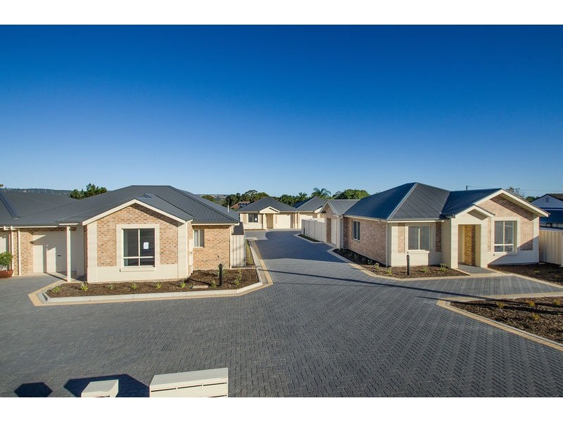 Res 2 and 6, 332 Main South Road, Morphett Vale SA 5162