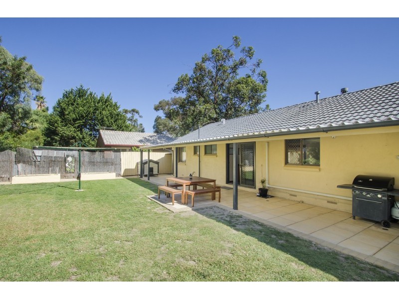 26 Tangara Drive, Aberfoyle Park SA 5159