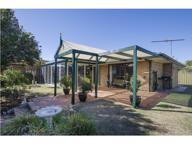 6 Highfield Drive, Aberfoyle Park SA 5159