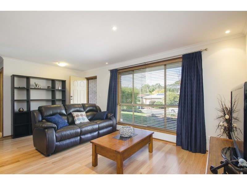 18 Sandler Gr, Aberfoyle Park SA 5159
