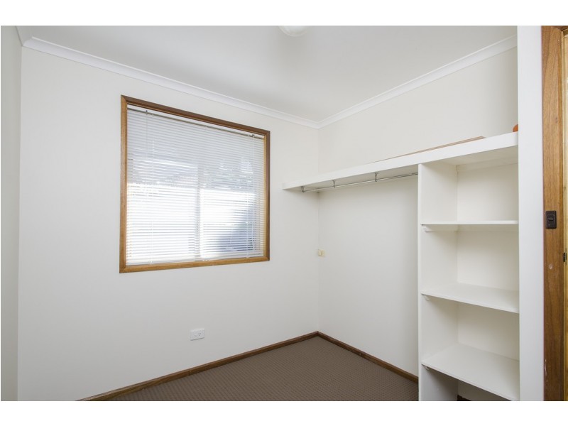 18 Sandler Gr, Aberfoyle Park SA 5159