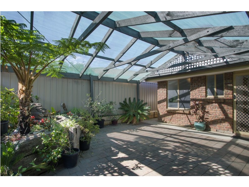 18 Sandler Gr, Aberfoyle Park SA 5159