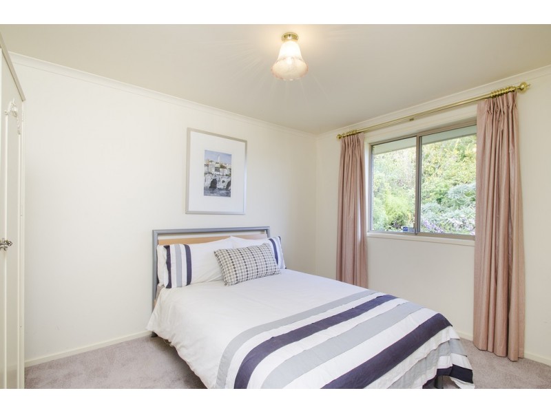 7 St Martins Ct, Woodcroft SA 5162