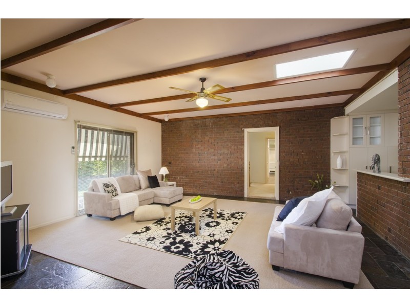 9 Quigley Court, Aberfoyle Park SA 5159