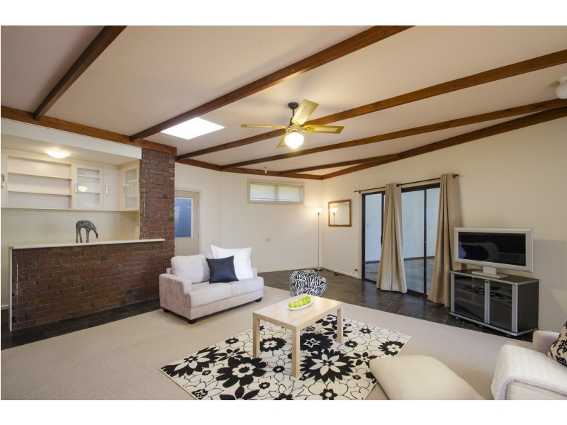 9 Quigley Court, Aberfoyle Park SA 5159