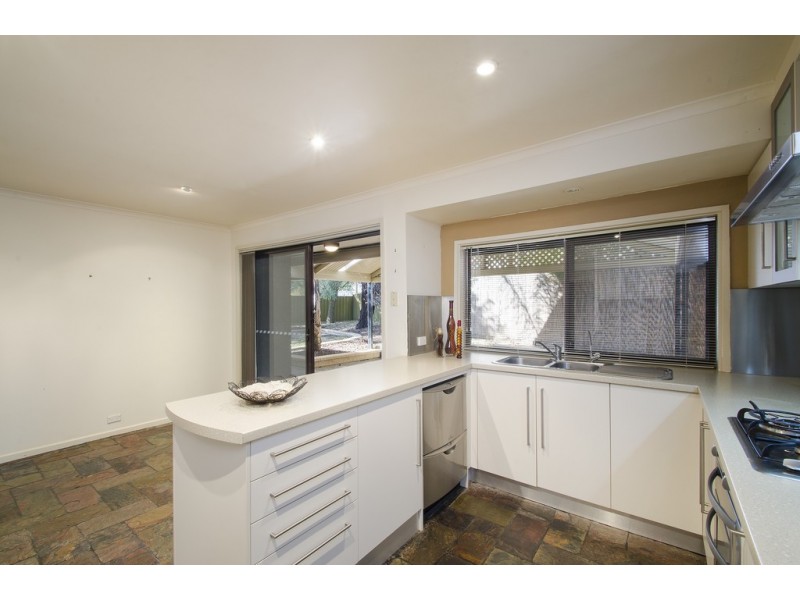 9 Quigley Court, Aberfoyle Park SA 5159