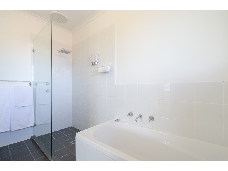 46 Dennis Street, Happy Valley SA 5159