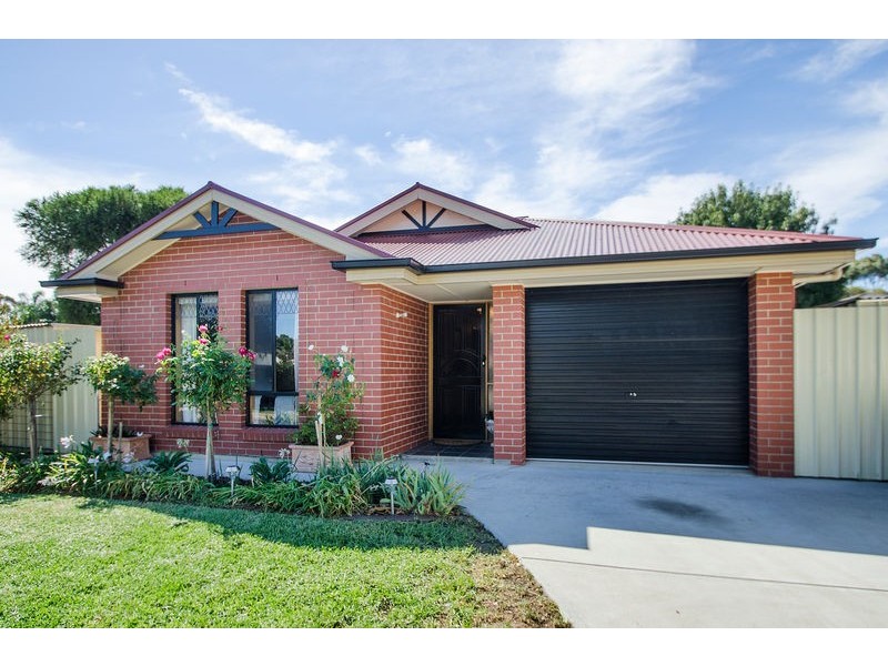 .25 Riordan Street, Morphett Vale SA 5162