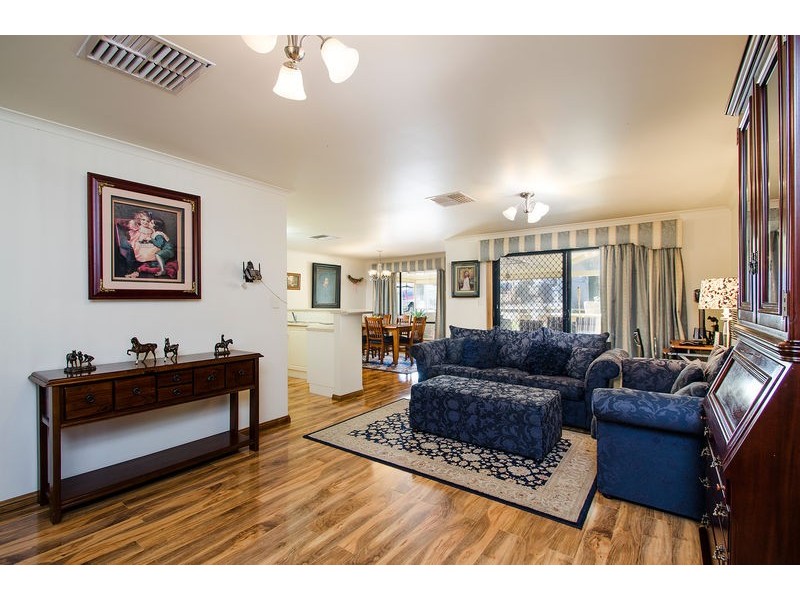.25 Riordan Street, Morphett Vale SA 5162