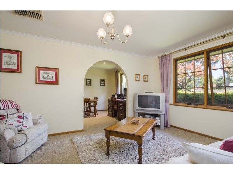 6 Fyfe Court, Aberfoyle Park SA 5159