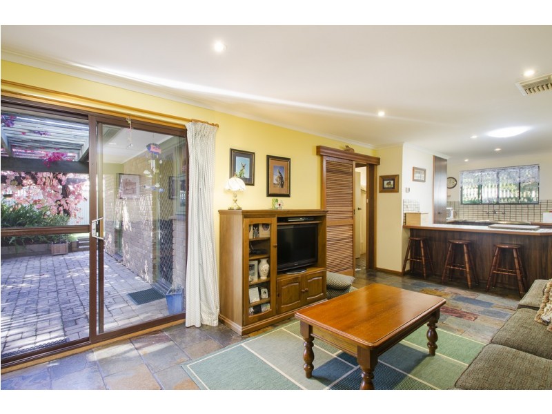 6 Fyfe Court, Aberfoyle Park SA 5159