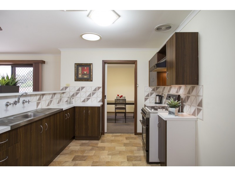 5 Dew Street, Aberfoyle Park SA 5159