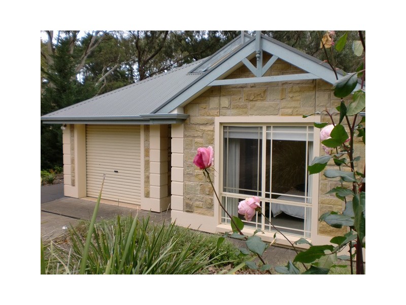 16 Nicholas Walk, Aberfoyle Park SA 5159