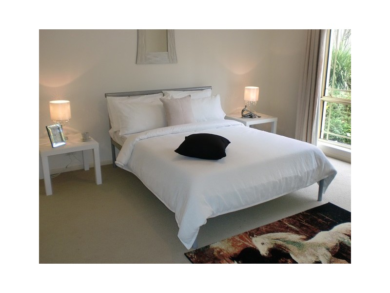 16 Nicholas Walk, Aberfoyle Park SA 5159