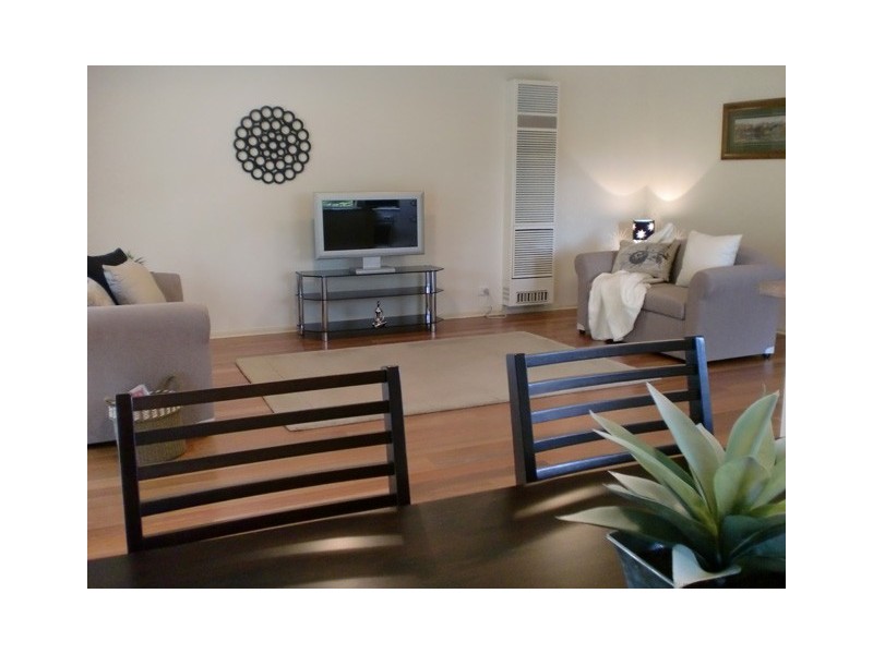 16 Nicholas Walk, Aberfoyle Park SA 5159