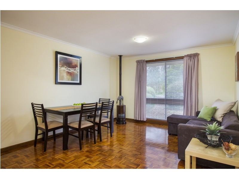 16 Dew Street, Aberfoyle Park SA 5159