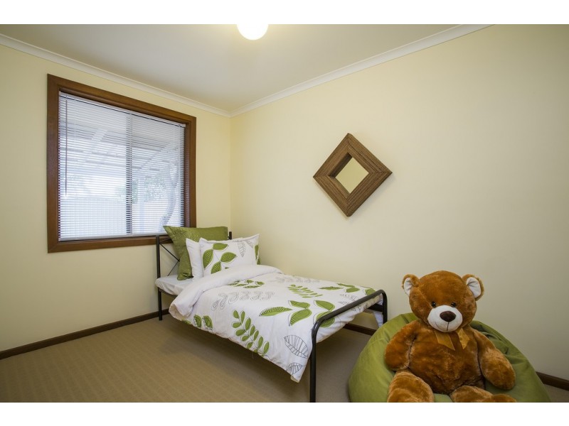 16 Dew Street, Aberfoyle Park SA 5159