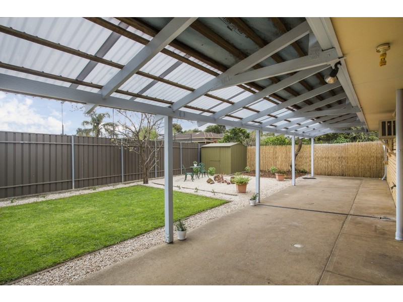 16 Dew Street, Aberfoyle Park SA 5159