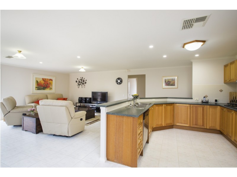 6 Sanderson Tce (Coventry Gardens Estate), Morphettville SA 5043