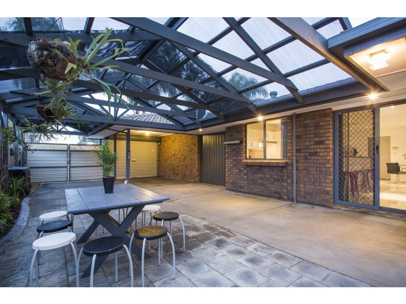 18 Burgundy Way, Glengowrie SA 5044