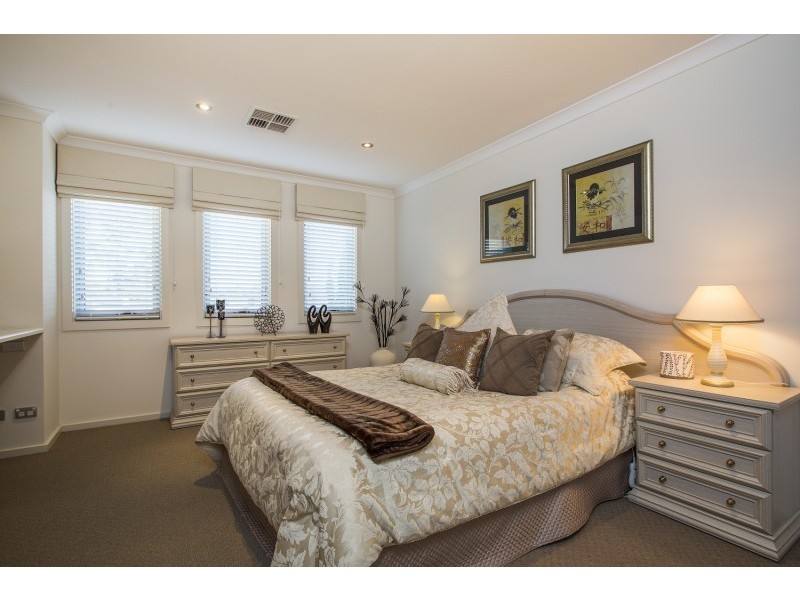 31 Bahloo Avenue, Mitchell Park SA 5043