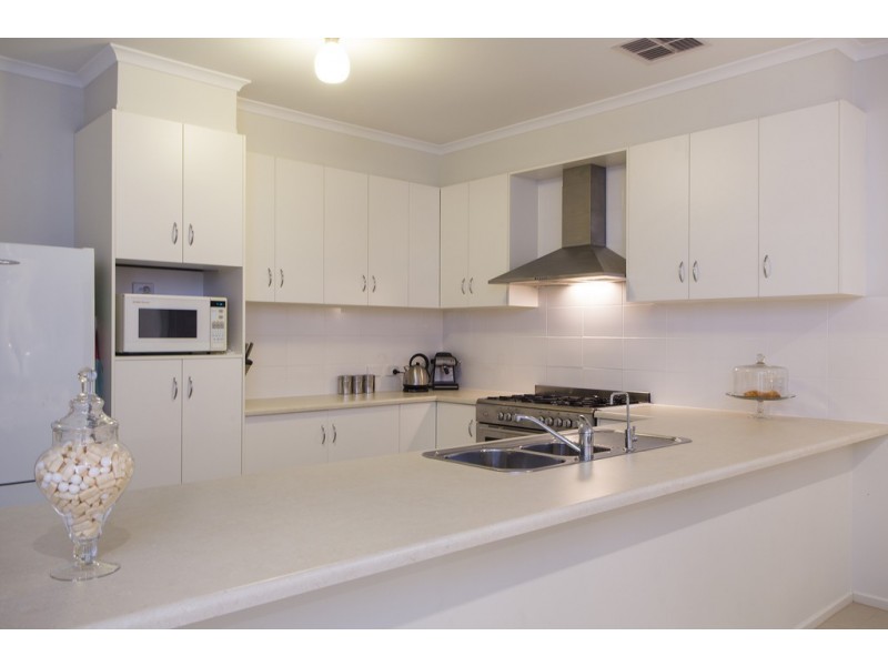 44 Tarranna Avenue, Park Holme SA 5043