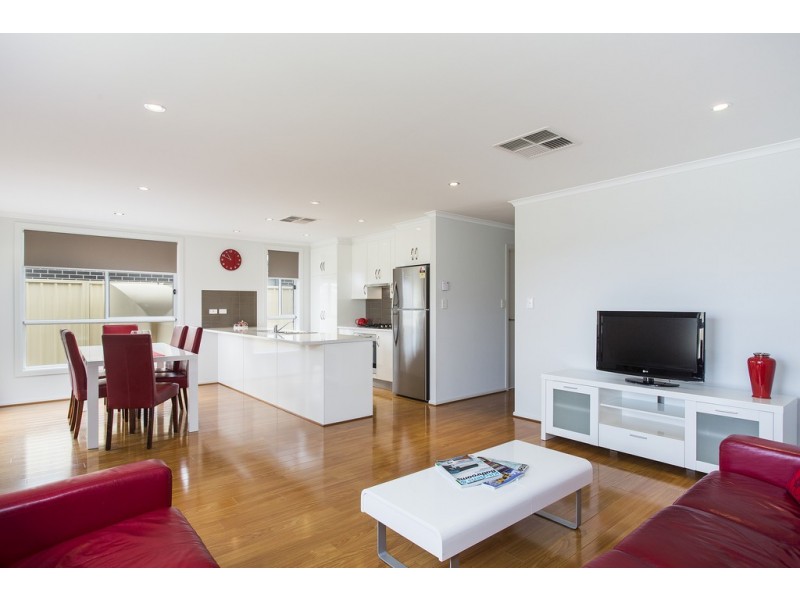 66b Davenport Tce, Seacliff Park SA 5049