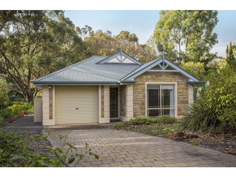 16 Nicholas Walk, Aberfoyle Park SA 5159