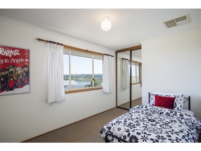 8 Commercial Road, Port Noarlunga South SA 5167