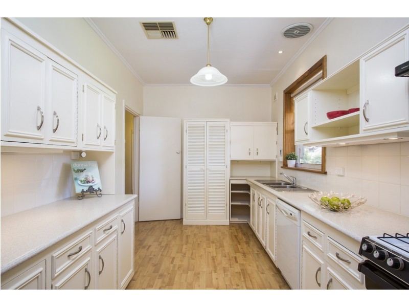 11 Gordon Tce, Morphettville SA 5043