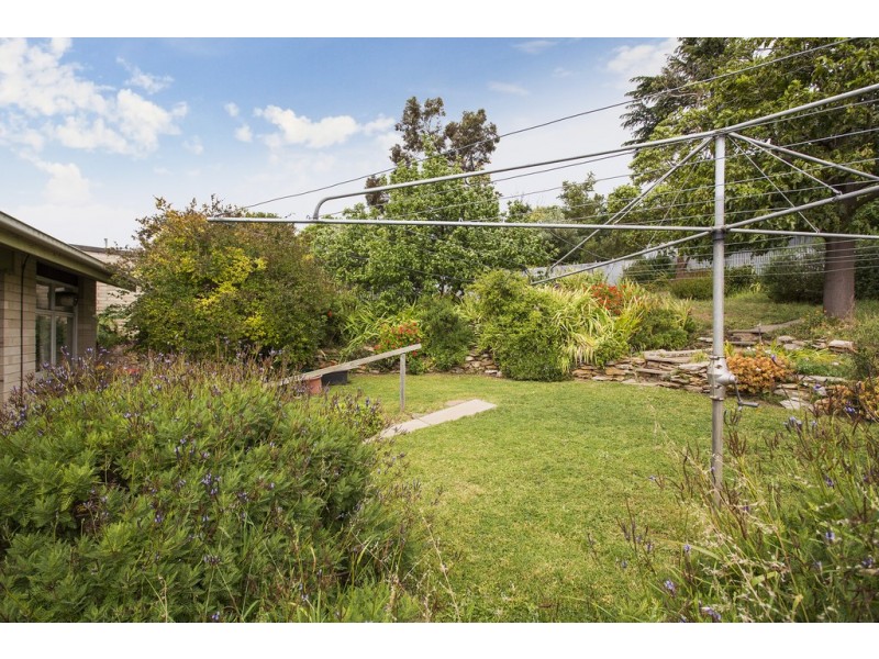 6 Hyland Ave, Darlington SA 5047