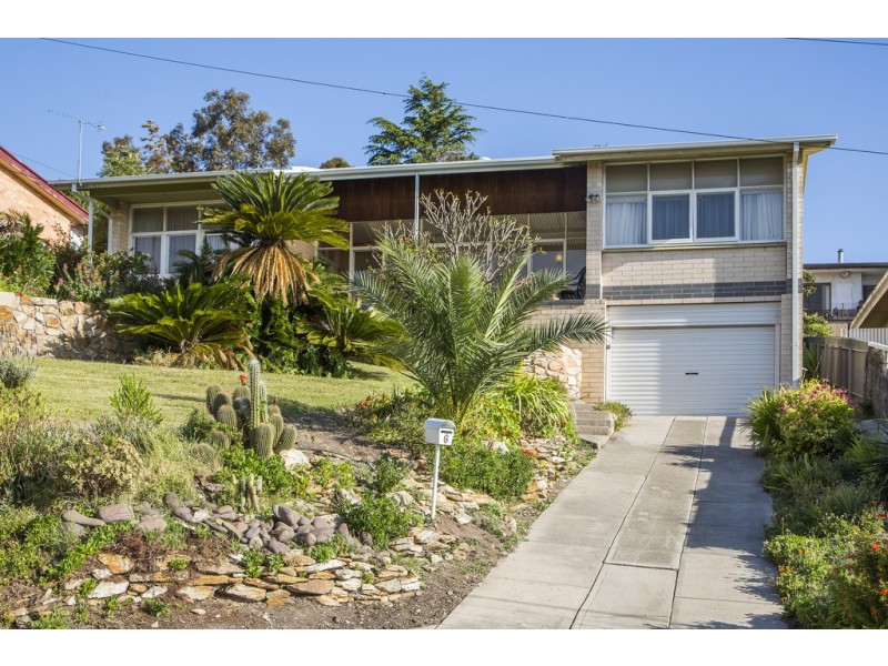 6 Hyland Ave, Darlington SA 5047