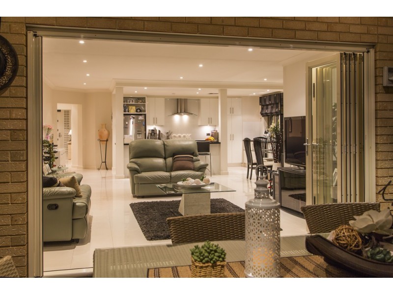 13 Manos Ct, Seacliff Park SA 5049