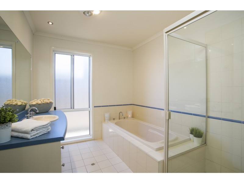 4 Sanderson Tce (Coventry Gardens Estate), Morphettville SA 5043