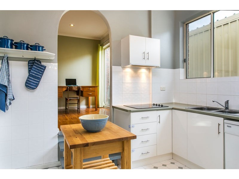 37 Tripoli Road, Happy Valley SA 5159