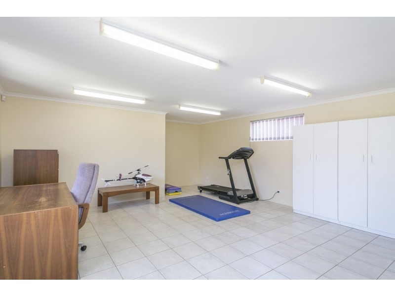 6 York Street, Happy Valley SA 5159