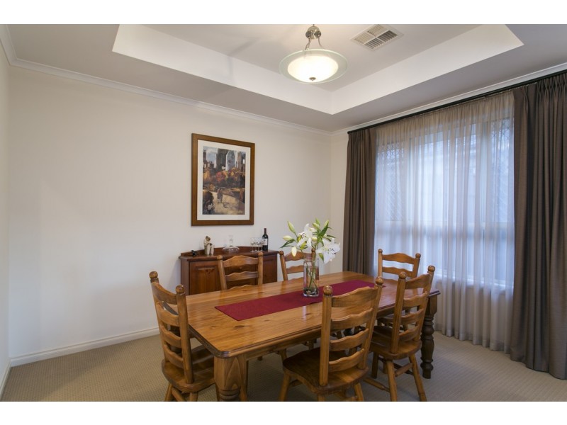 15 St Vincent Circuit, Sheidow Park SA 5158