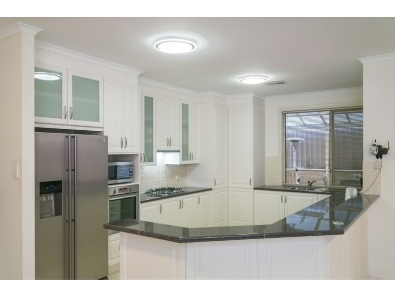 15 St Vincent Circuit, Sheidow Park SA 5158